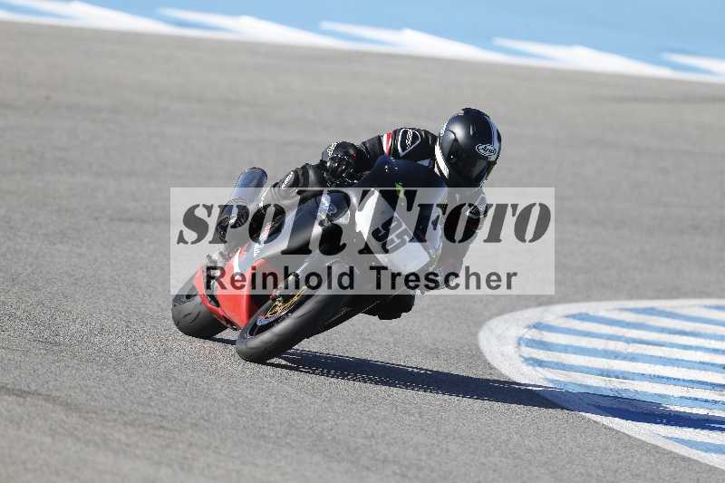 /02 28.-31.01.2025 Moto Center Thun Jerez/gruen-green/95